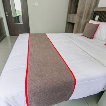Hotel O Apartment Riverdale Cikarang Near Sgc Mall 베카시 외부 사진