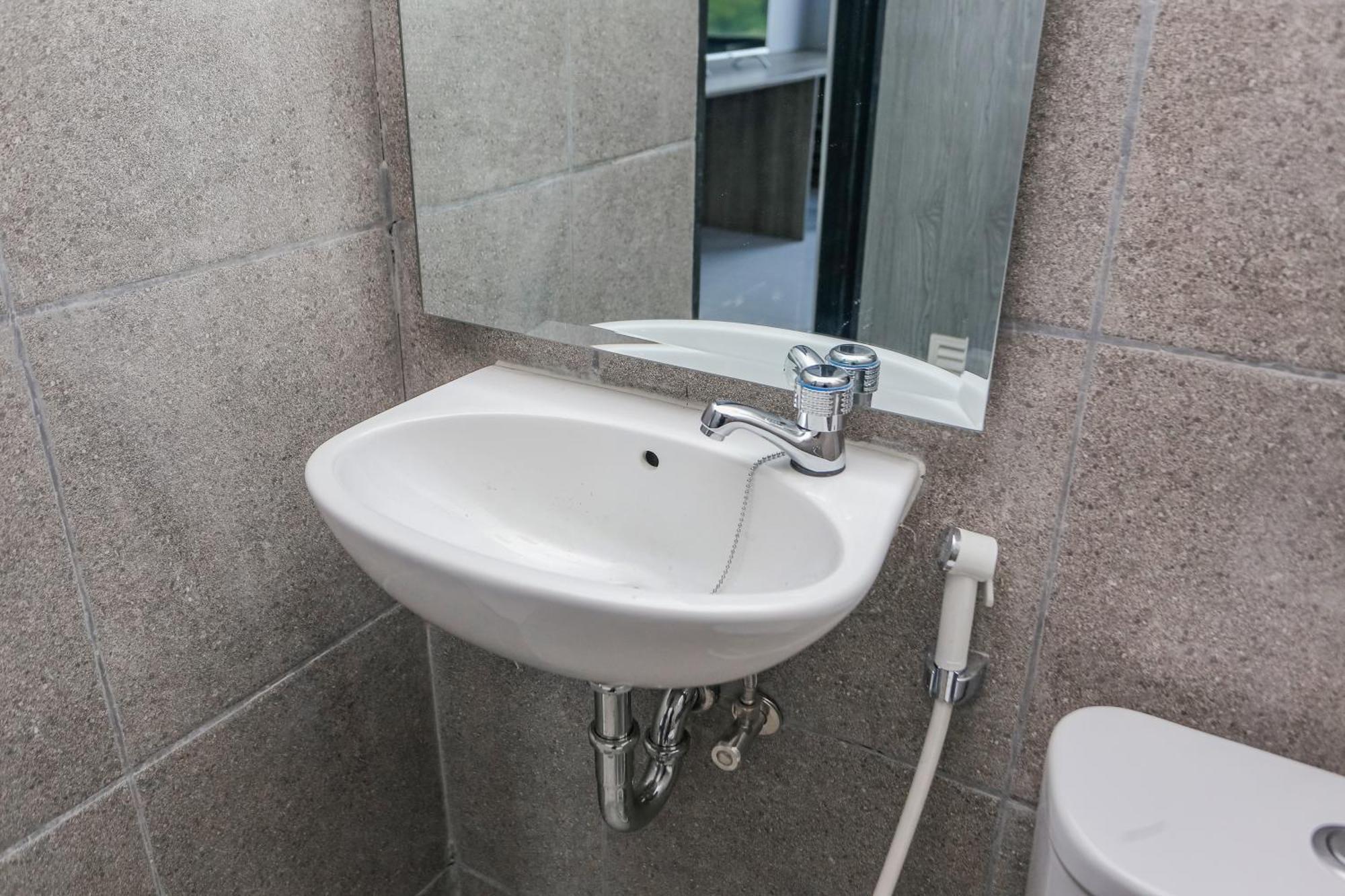 Hotel O Apartment Riverdale Cikarang Near Sgc Mall 베카시 외부 사진
